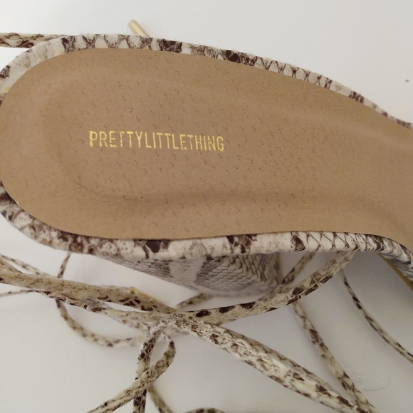 Pretty Little Thing Snake Print Strap Open Point Toe 4 1/4" Chunky Heels sz 5 - Picture 10 of 12